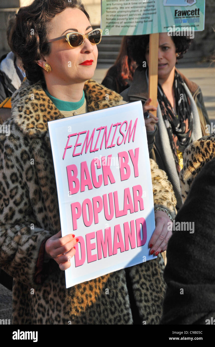 London, UK. 19th Nov 2011. The Fawcett Society Don't turn back time March in London women dressed in 1950s style clothes demonstrate in London against the wage differences between men and women Stock Photo