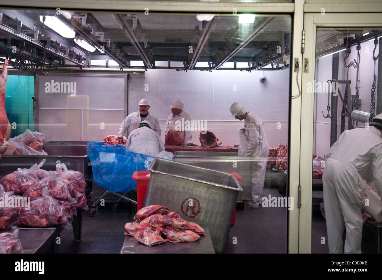 Smithfields Meat Market in London Stock Photo Alamy