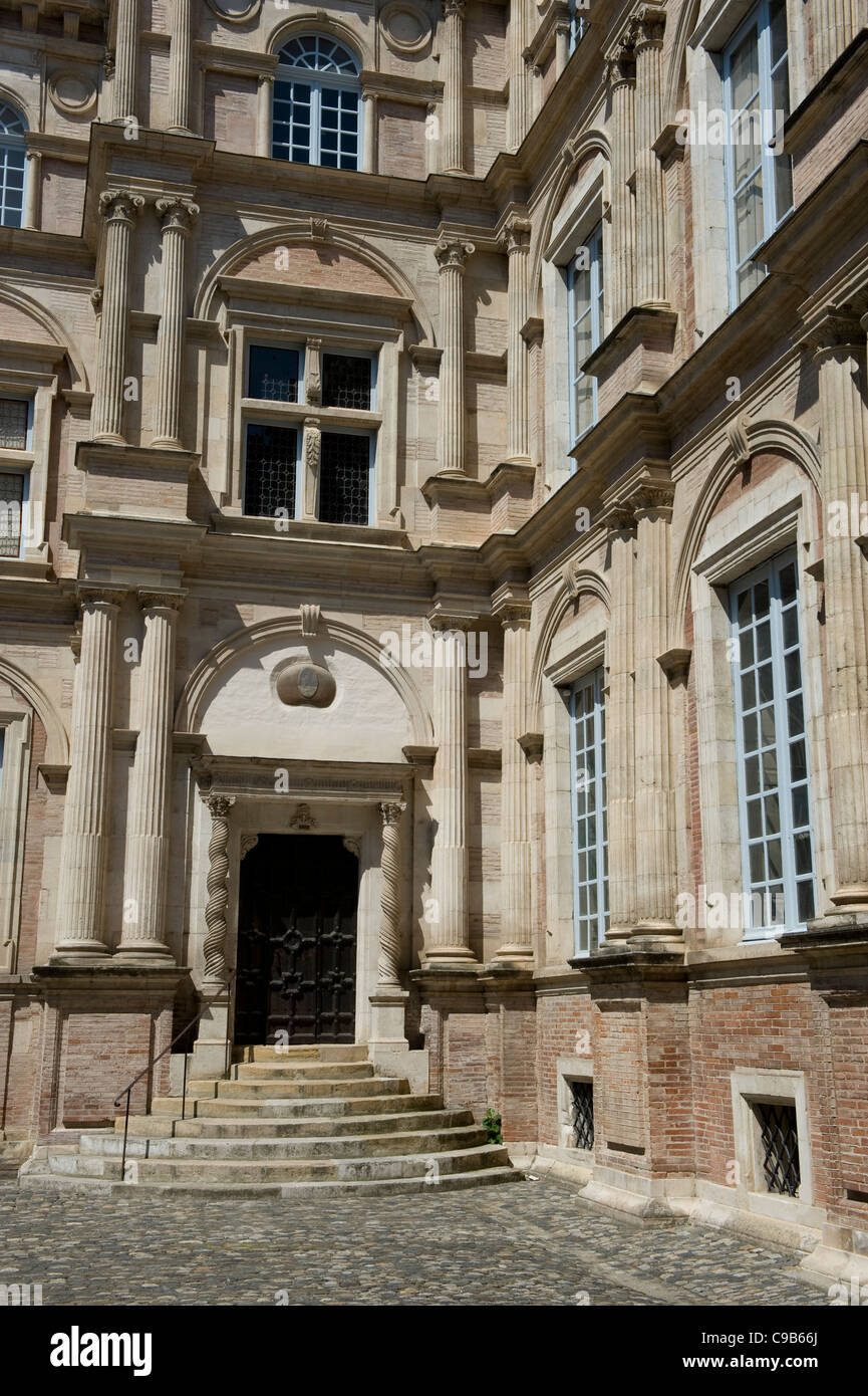 Hotel d'Assezat, today home to the Bemberg's Foundation art museum, was once the seat rich of a rich Toulouse pastel merchant Stock Photo