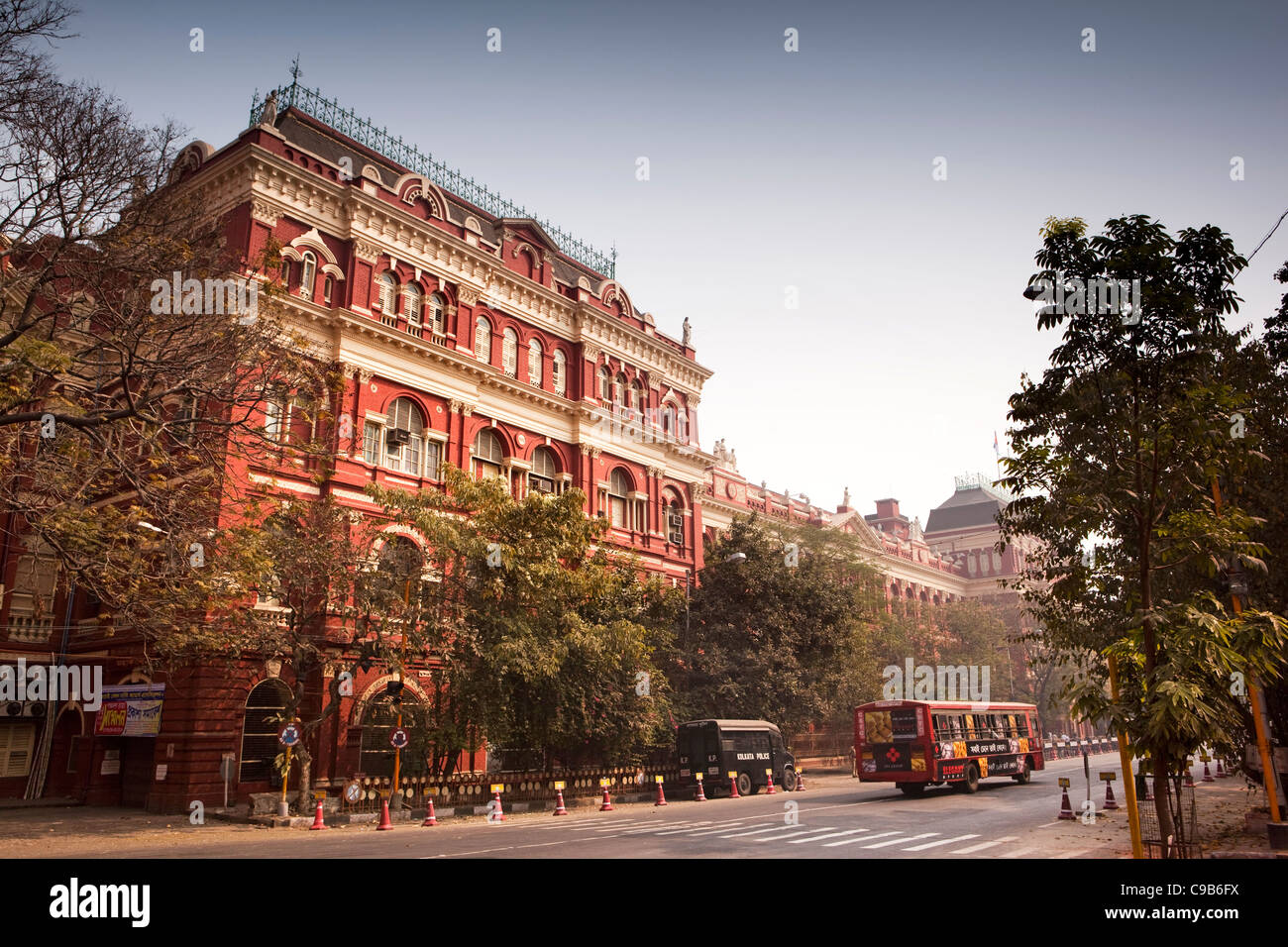 India, West Bengal, Kolkata, BBD Bagh, Writers Building, historic former British Colonial administrative centre Stock Photo