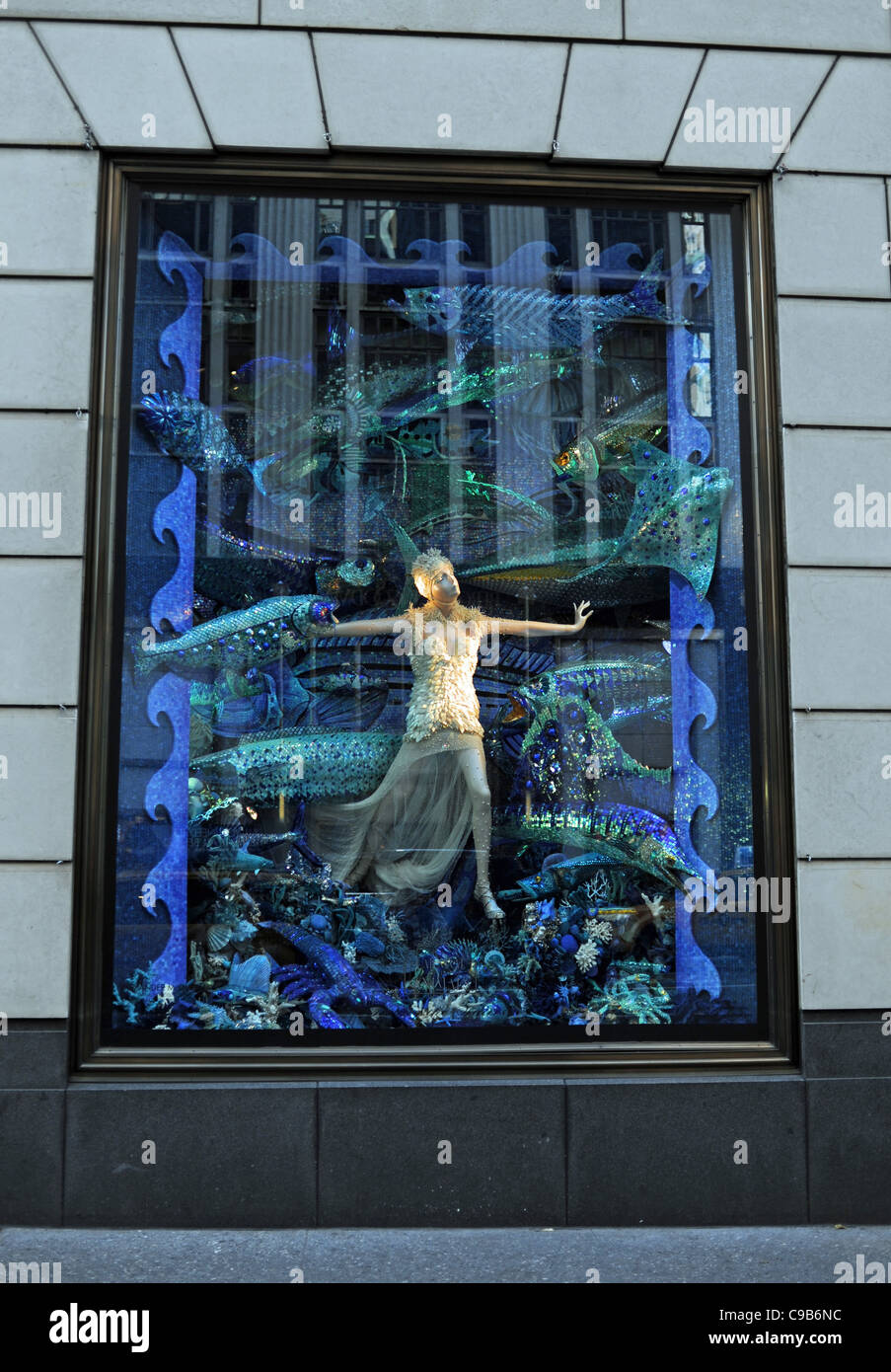 Bergdorf goodman window hi-res stock photography and images - Alamy