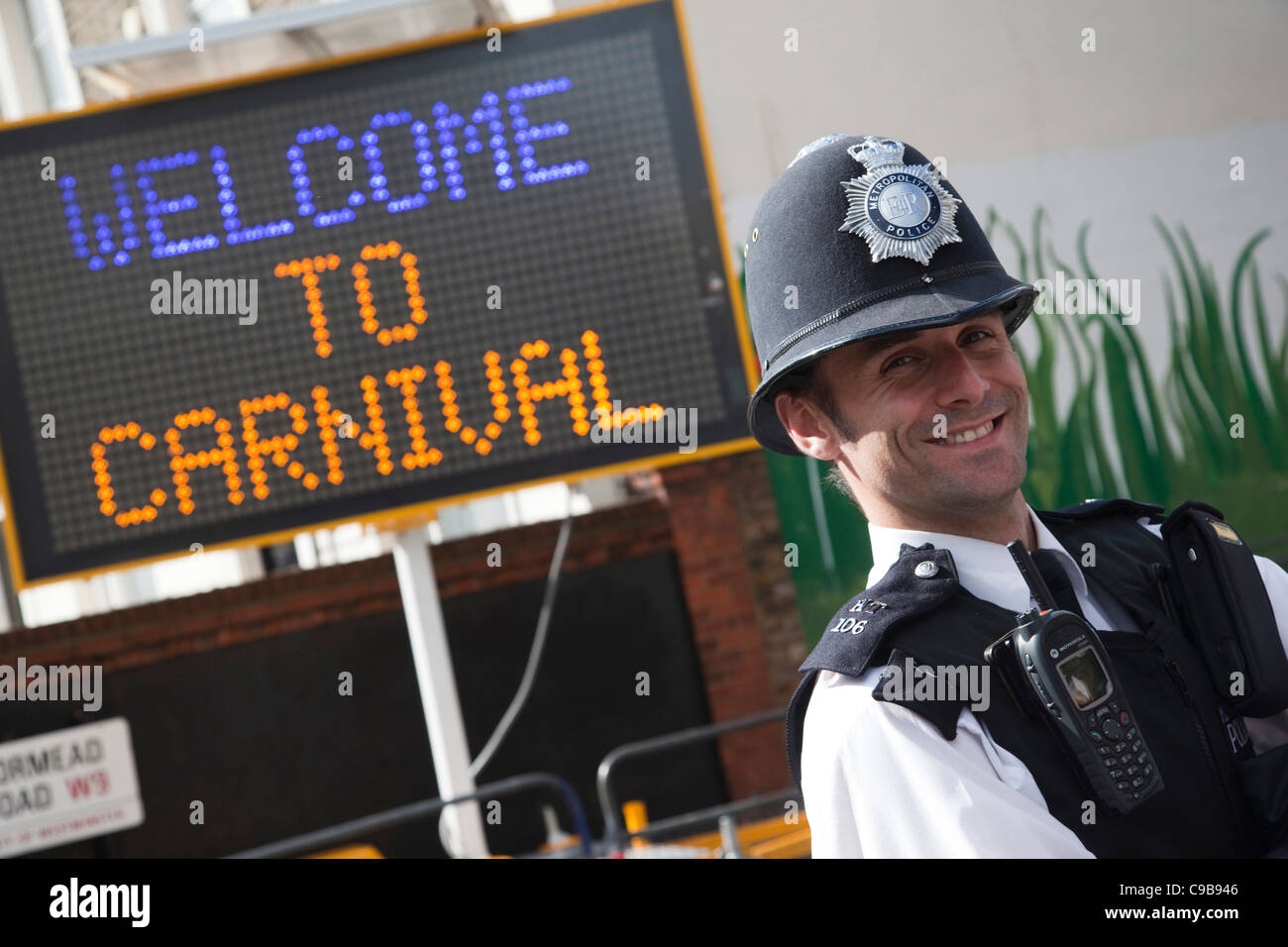 Notting Hill Carnival, Children's Day, friendly policeman Stock Photo