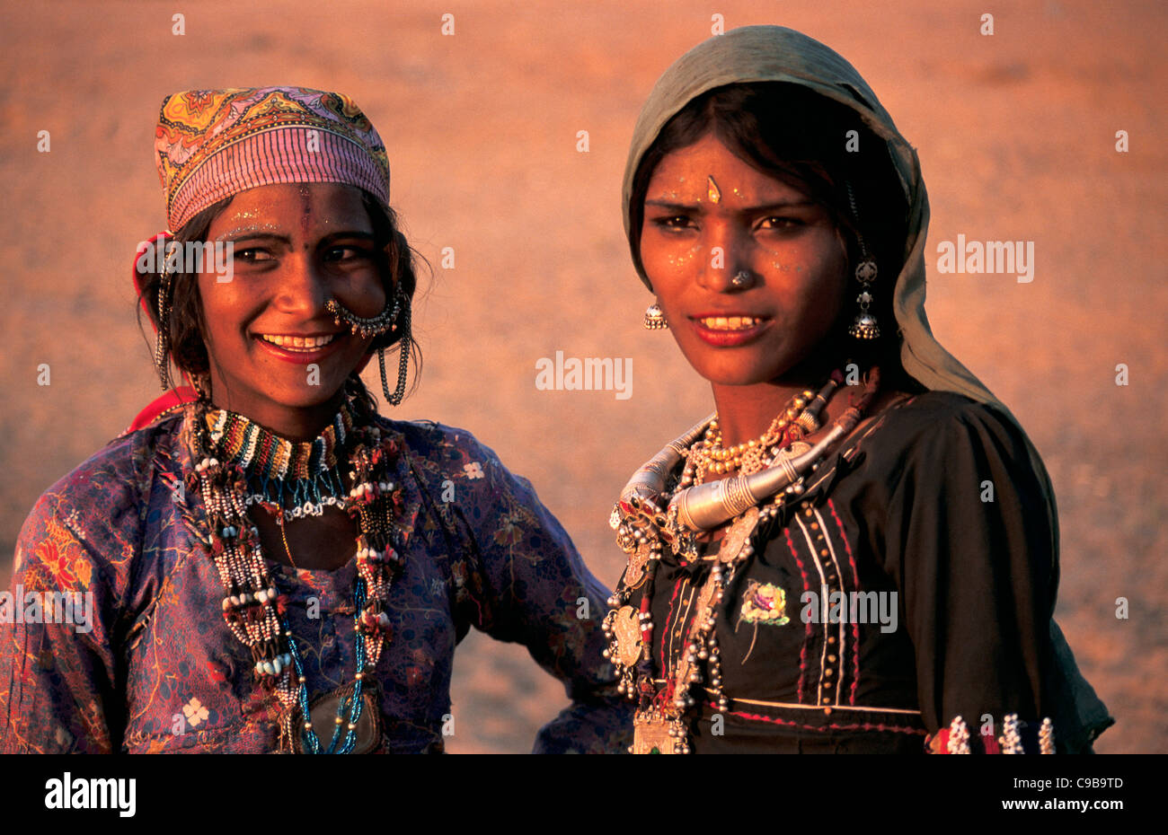 Festival time for these girls belonging to a nomadic group living in the Thar desert ( India) Stock Photo