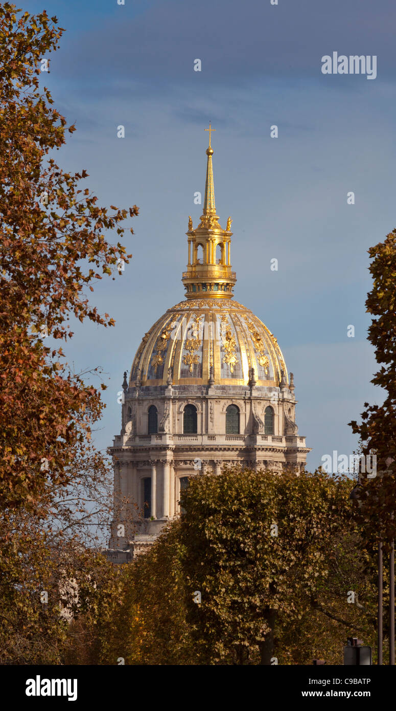 The Musée de l'Armée museum at Les Invalides in Paris, France. Originally built as a hospital and home for disabled soldiers Stock Photo