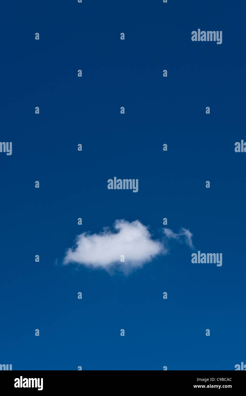 White fluffy cumulus clouds in blue sky Stock Photo - Alamy