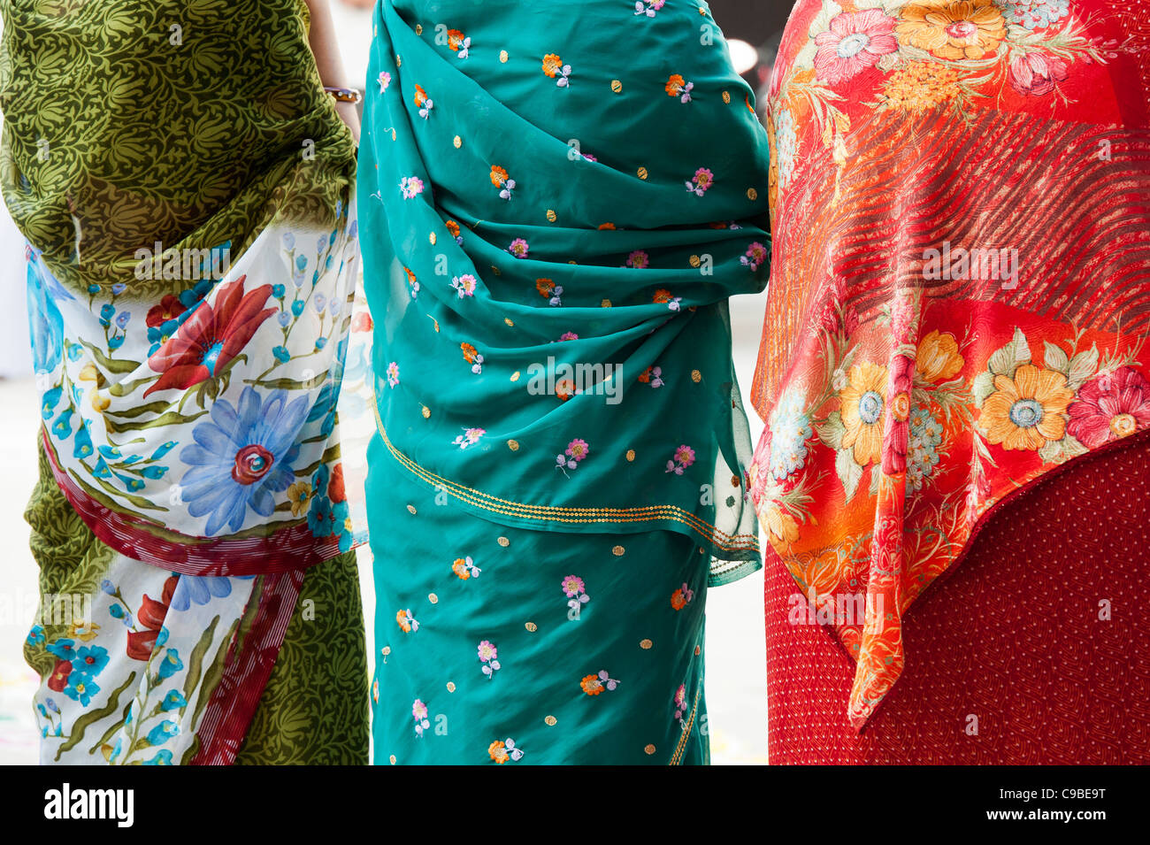 Indian woman wearing saree hi-res stock photography and images - Alamy