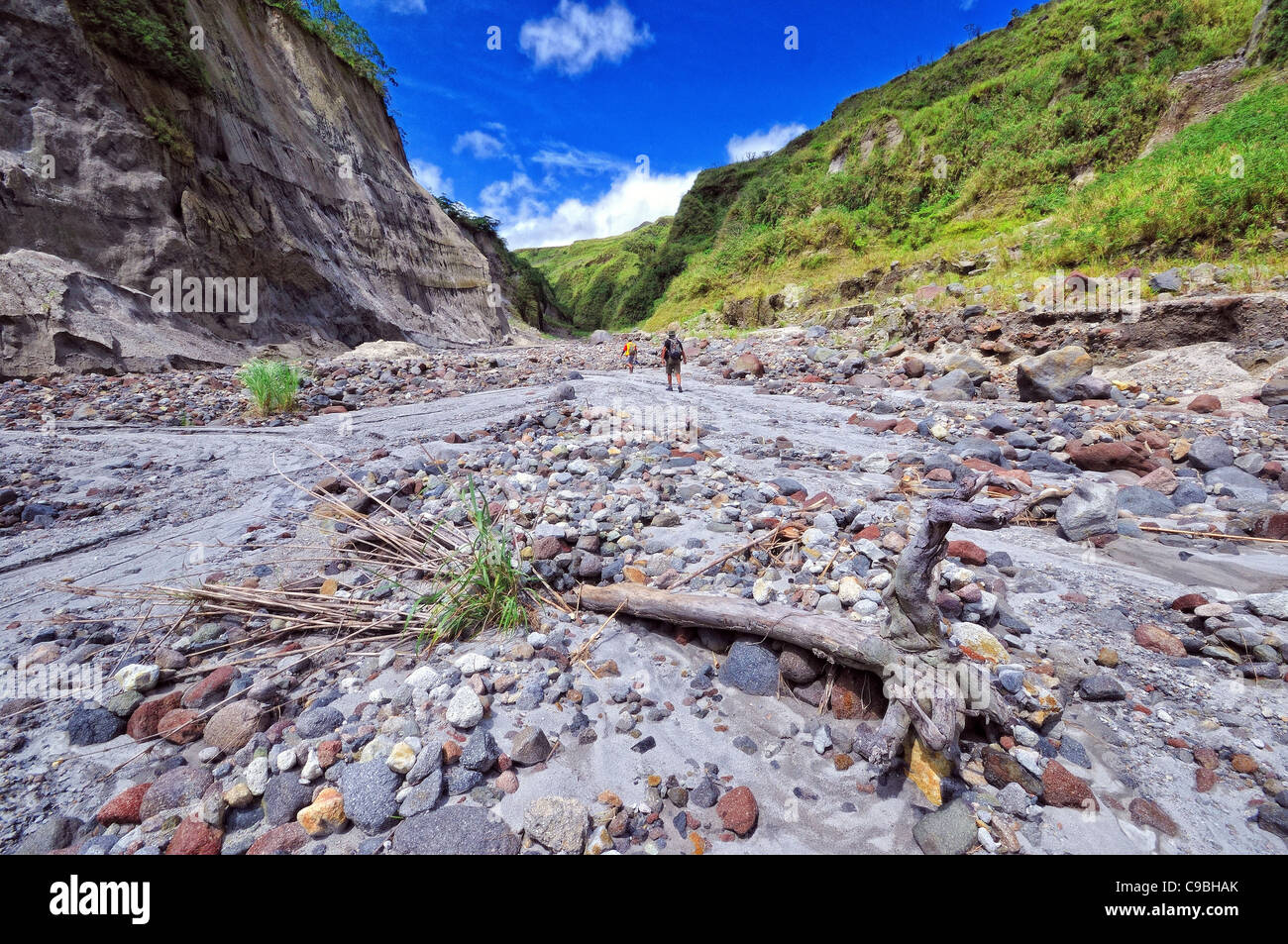 Littered river hi-res stock photography and images - Alamy