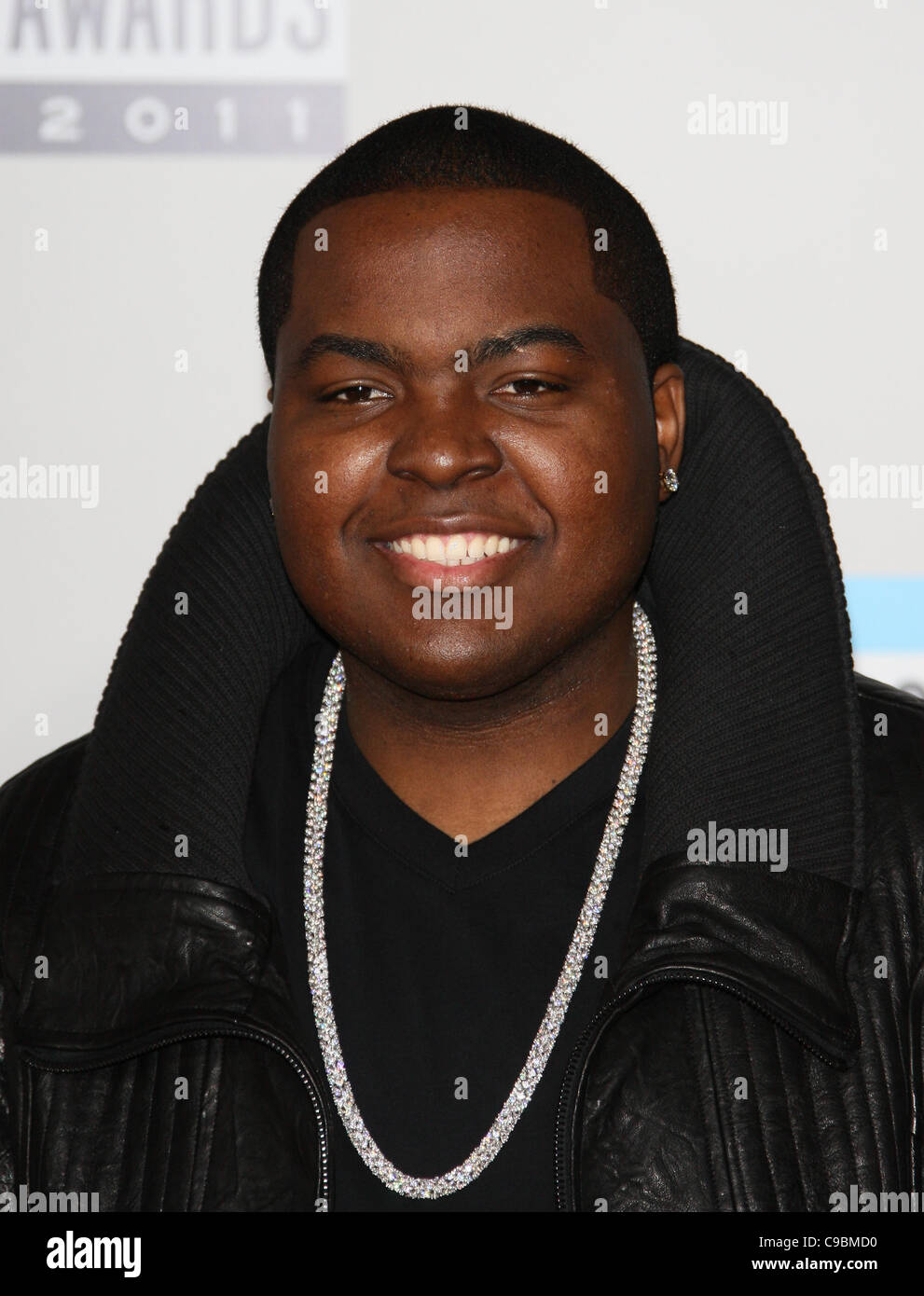SEAN KINGSTON 2011 AMERICAN MUSIC AWARDS DOWNTOWN LOS ANGELES