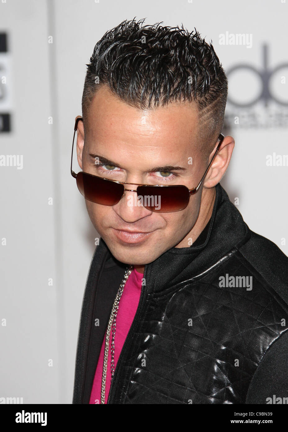 MIKE SORRENTINO AKA THE SITUATION 2011 AMERICAN MUSIC AWARDS DOWNTOWN