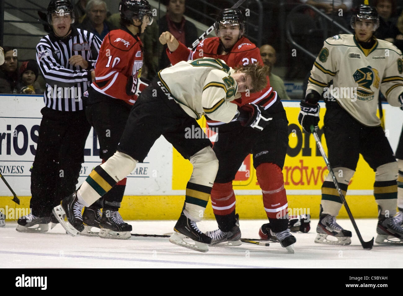 London Ontario, Canada November 20, 2011 Kevin Raine (20) of the London Knights fights with