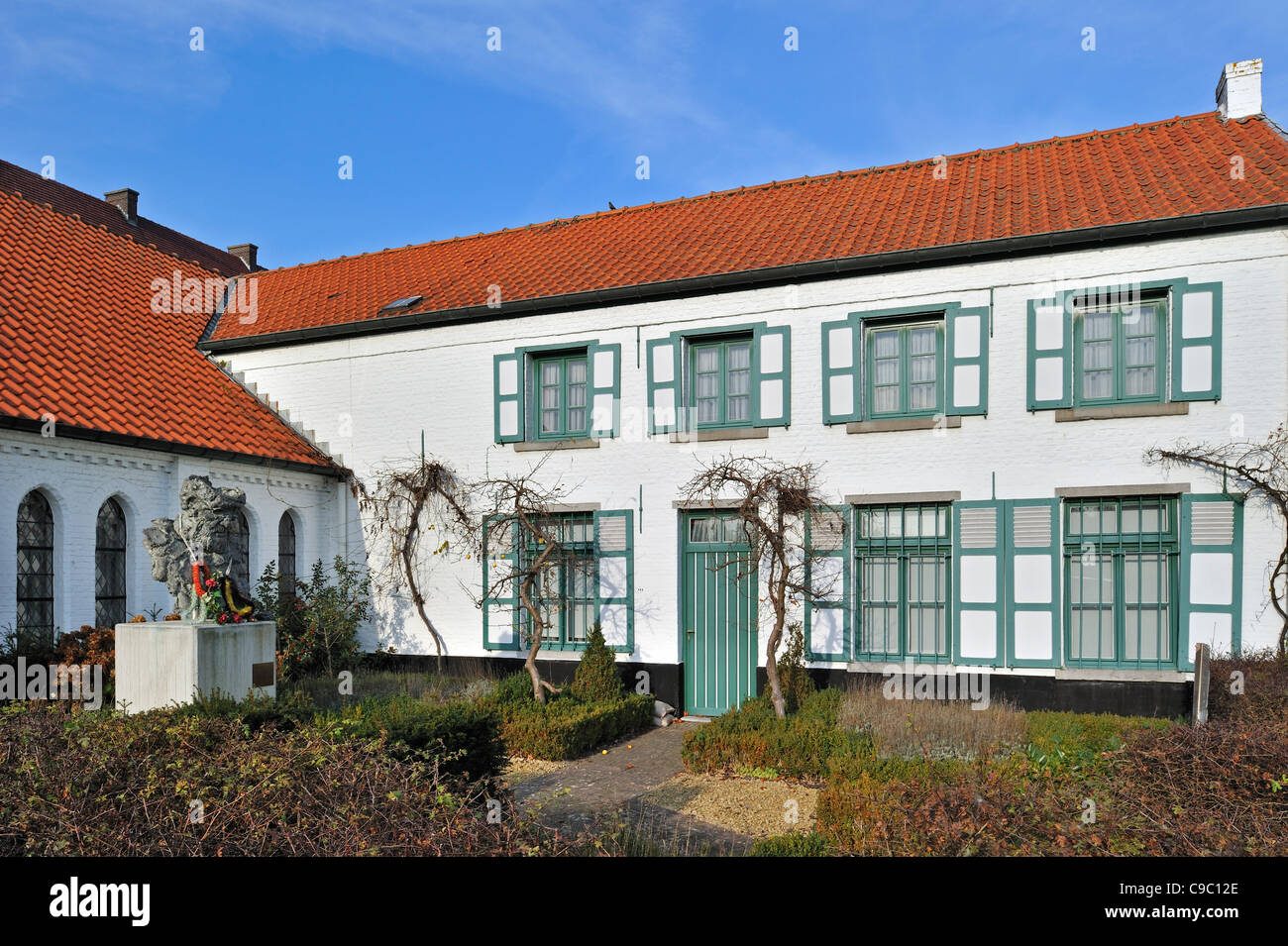 Saint damien of molokai statue hires stock photography and images Alamy