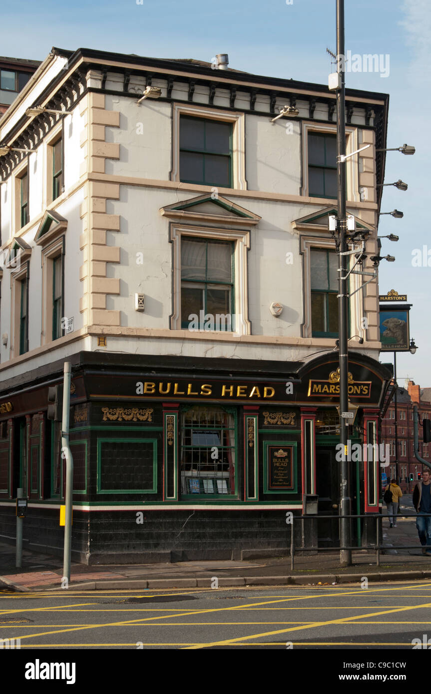 The Bulls Head public house, London Road, Manchester, England, UK Stock Photo