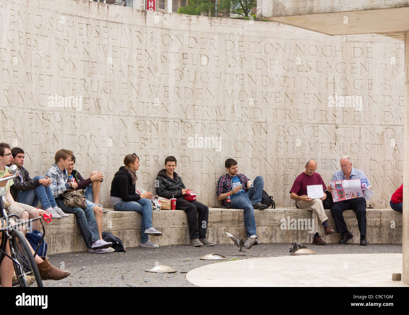 The wall at The Dam monument, Dam Square. Amsterdam, The Netherlands Stock  Photo - Alamy