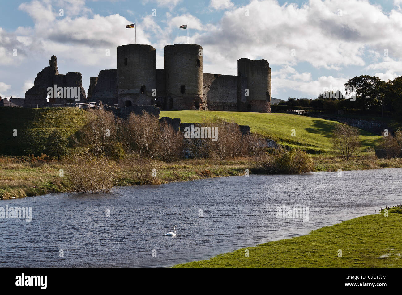 Rhuddlan Castle and River Clwyd, Denbighshire, Wales Stock Photo