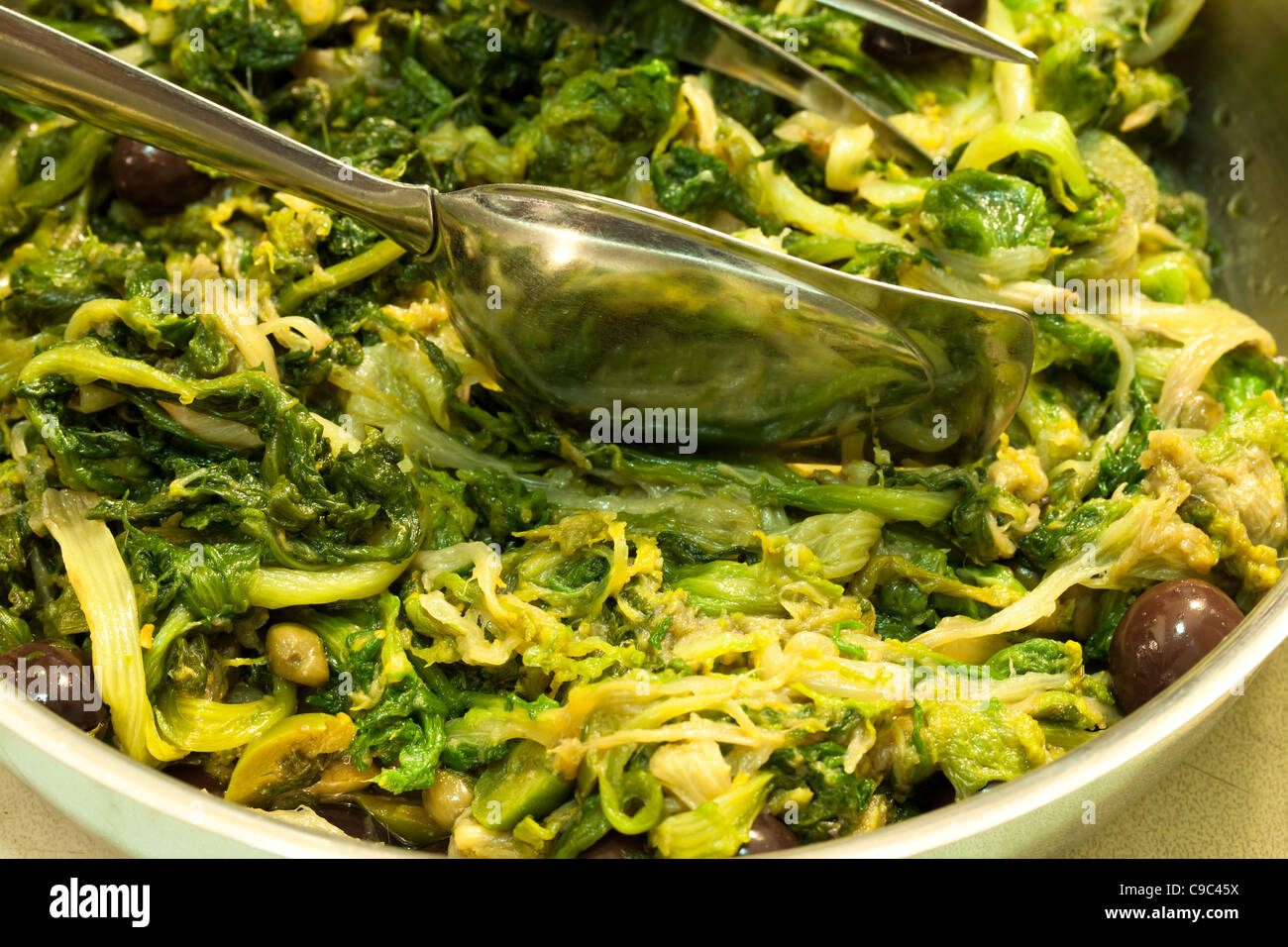 Italian (Neapolitan) traditional recipes for Christmas Escarole and