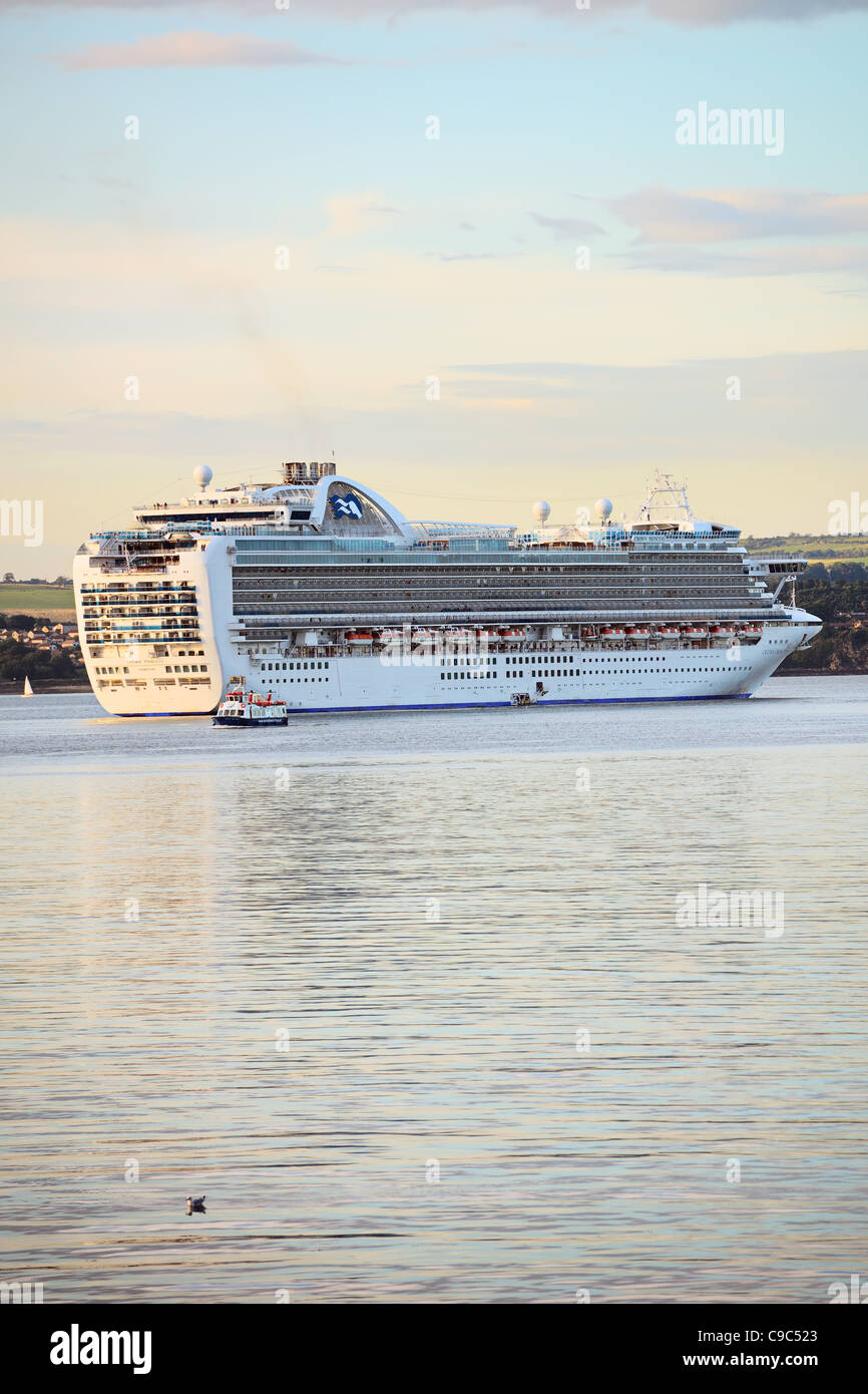 Cruise ship Crown Princess setting off from the Firth of Forth, Scotland, UK, Europe Stock Photo