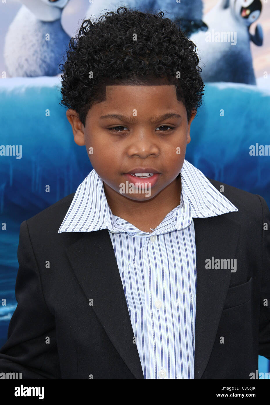 LIL P-NUT AKA BENJAMIN FLORES JR. HAPPY FEET TWO. WORLD PREMIERE HOLLYWOOD LOS ANGELES CALIFORNIA USA 13 November 2011 Stock Photo