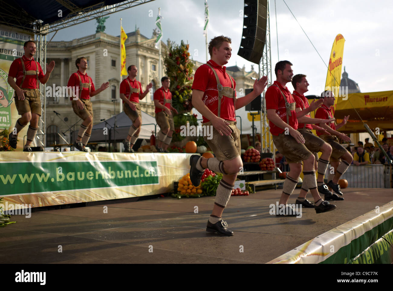 Erntedankfest queen hi-res stock photography and images - Alamy