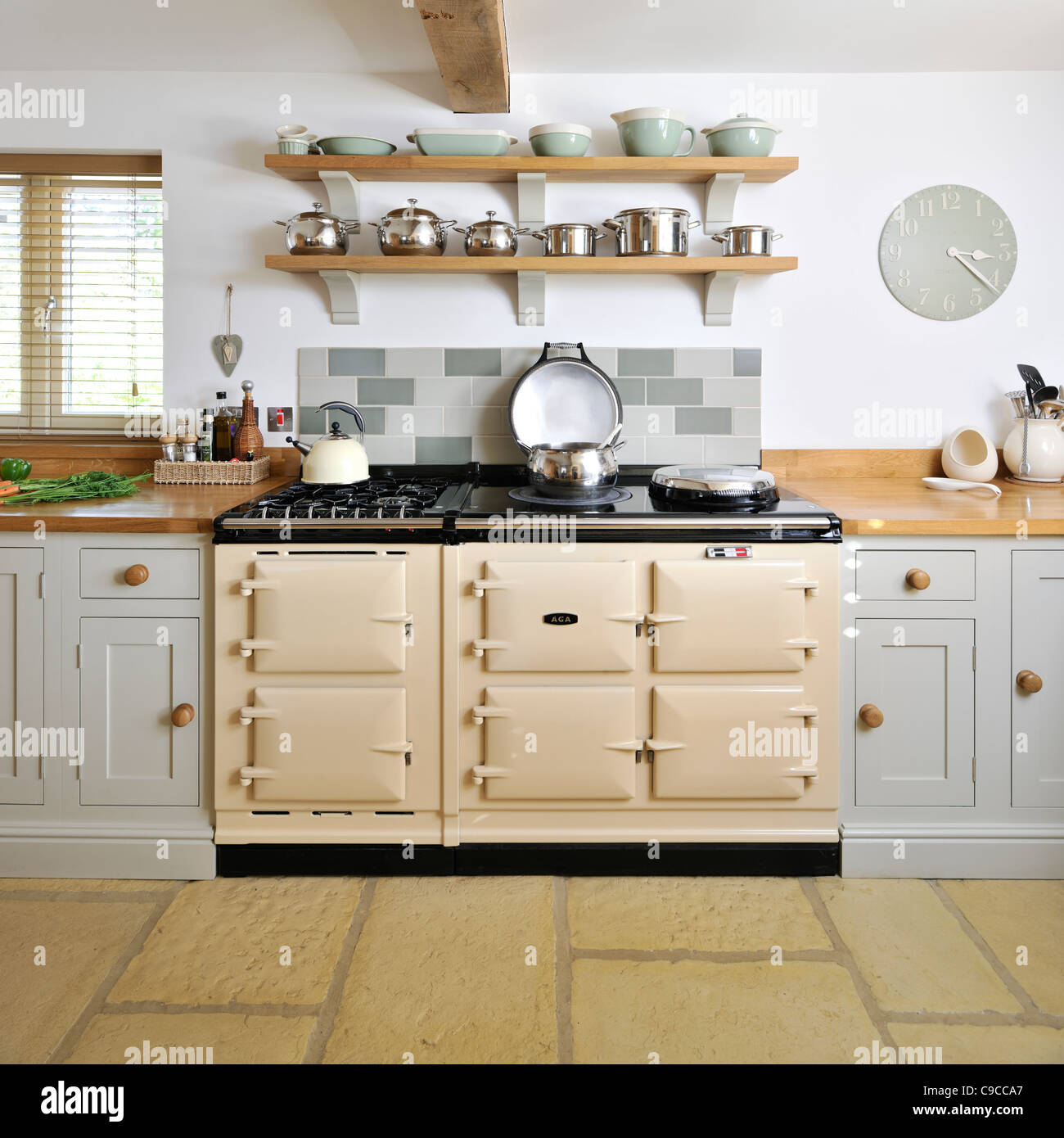 Interiors kitchen aga traditional hires stock photography and images