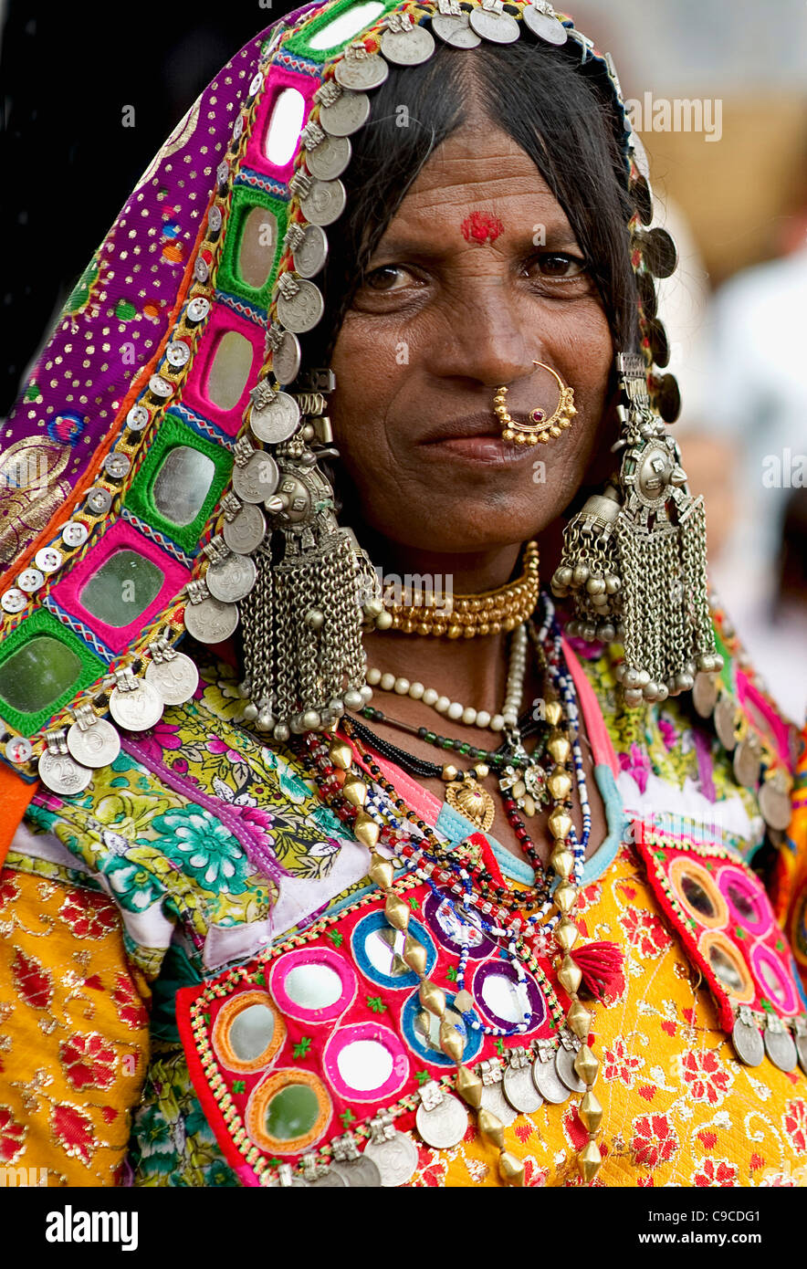 India, South Asia, Karnataka, Lambani Gypsy woman. Tribal forest dwellers,  now settled in 30-home rural hamlets Stock Photo - Alamy