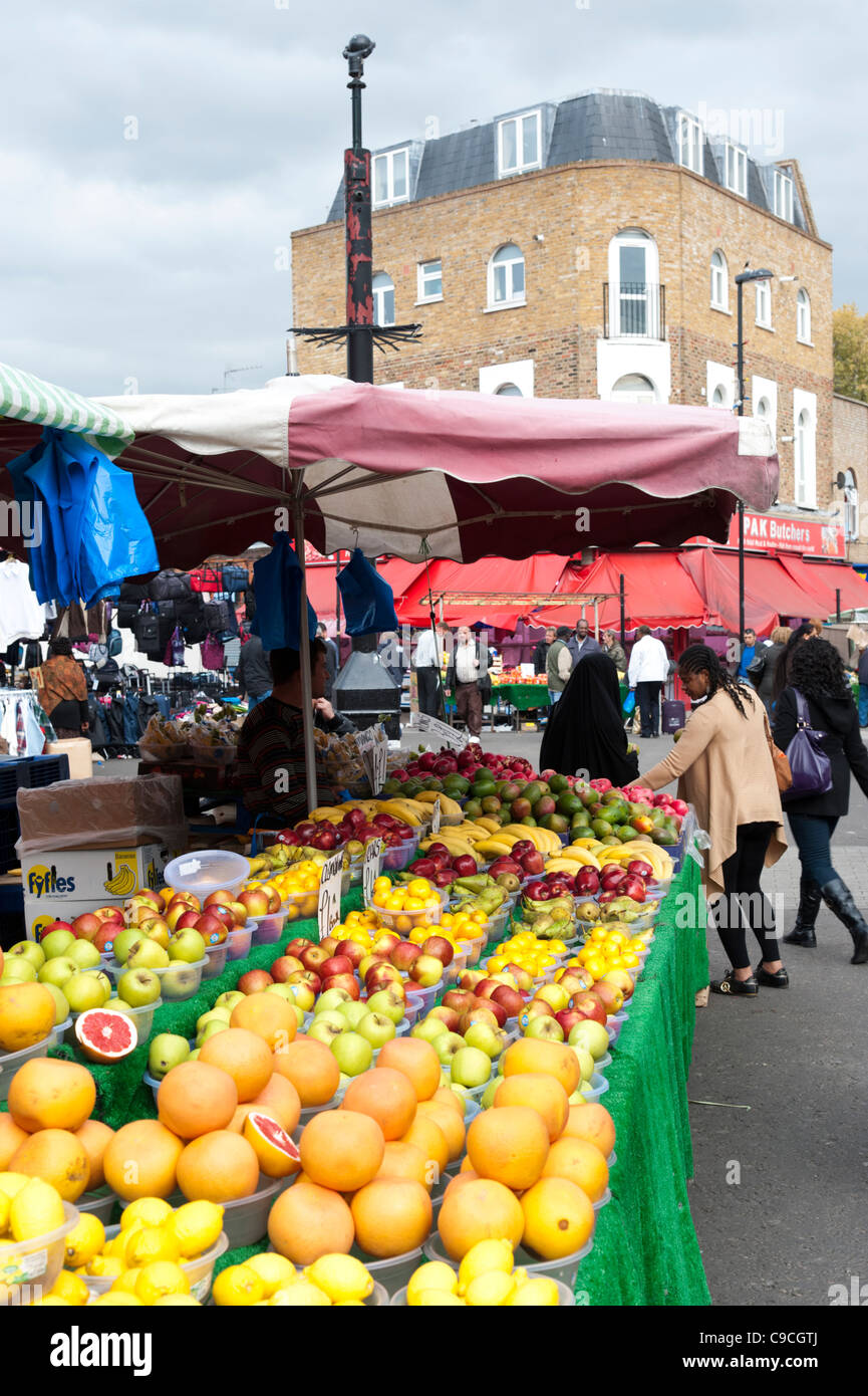 Ridley Road market in Hackney, London, England, UK Stock Photo