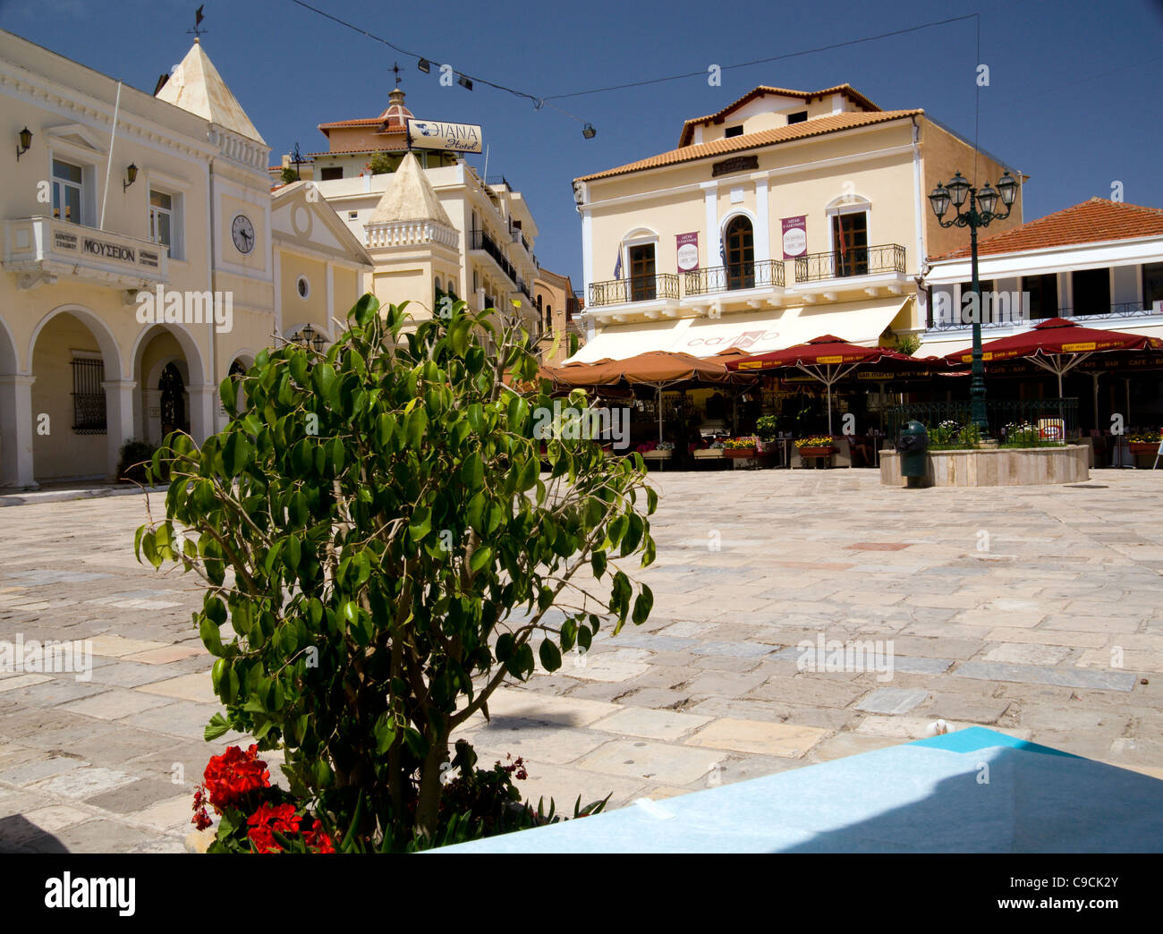 Zakynthos town centre zante ionian hi-res stock photography and images ...