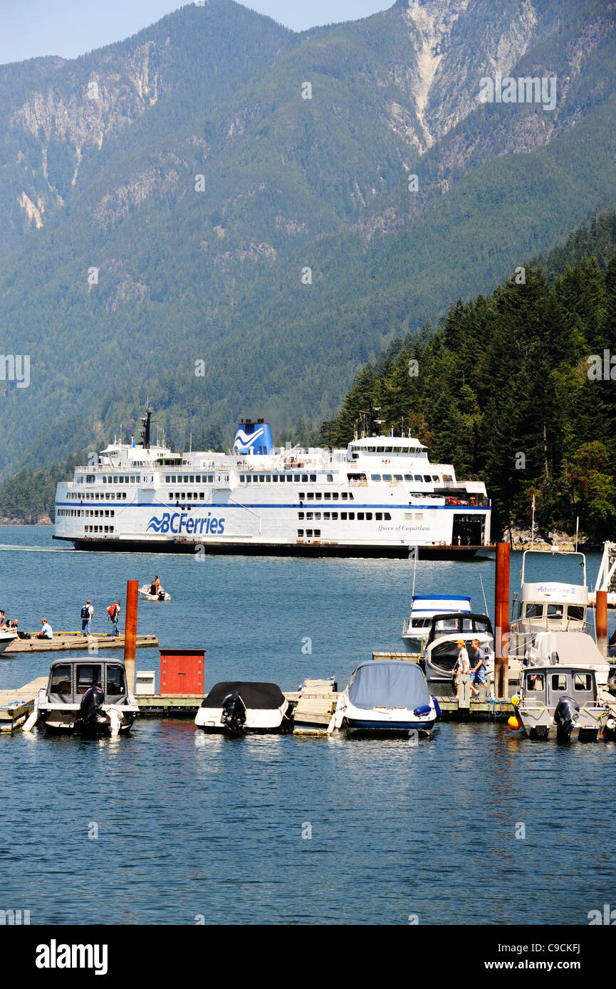 BCFerries ferry entering Horseshoe Bay, Vancouver Stock Photo Alamy