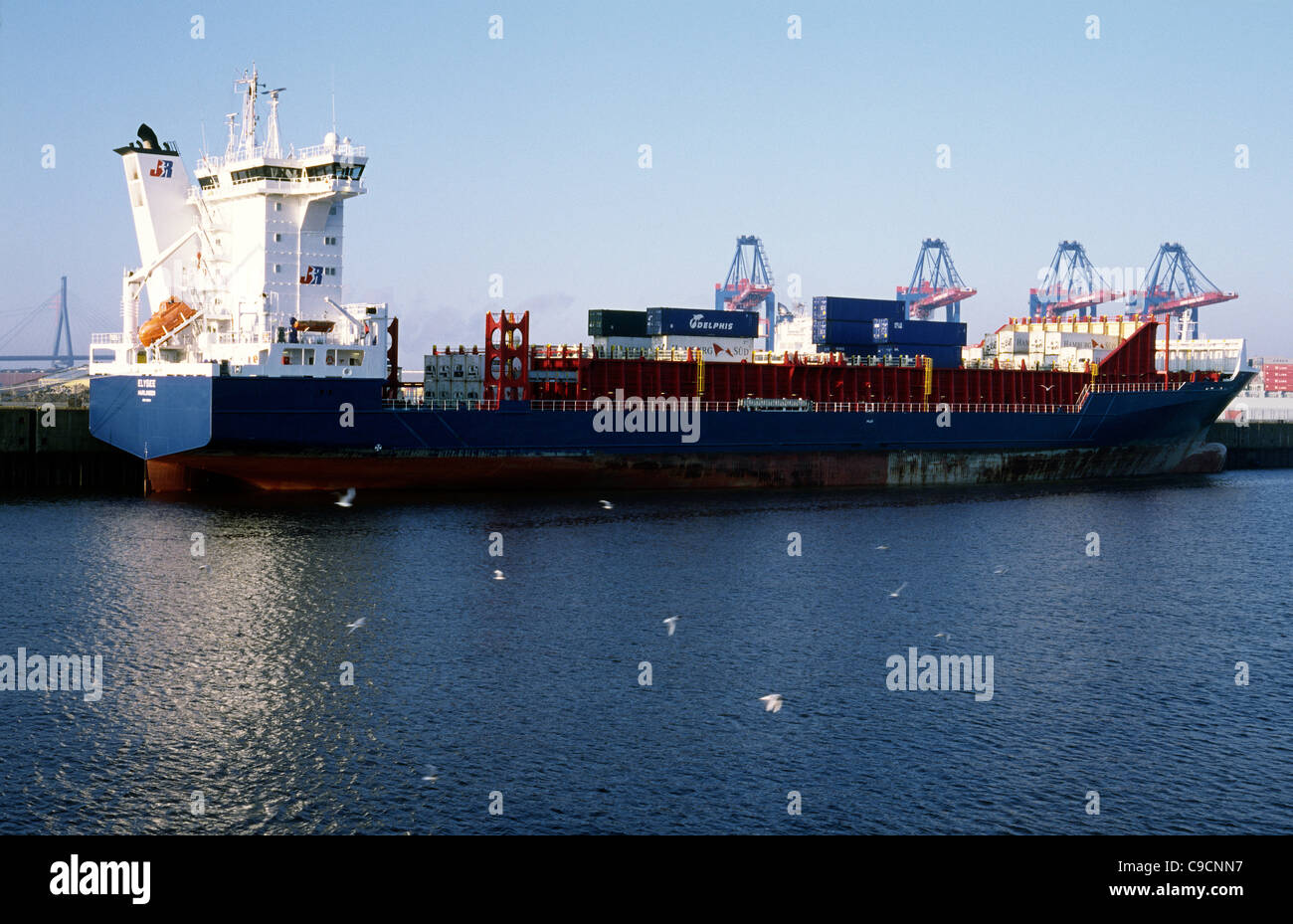 Cargo ship Elysee at Kronprinzkai at Kaiser-Wilhelm-Hafen in the port of Hamburg. Stock Photo