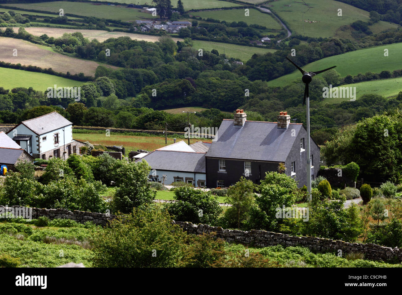 House cornwall countryside hi-res stock photography and images - Alamy