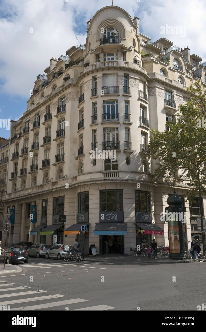 Corner building in Paris, France [...] Stock Photo 40234814 Alamy