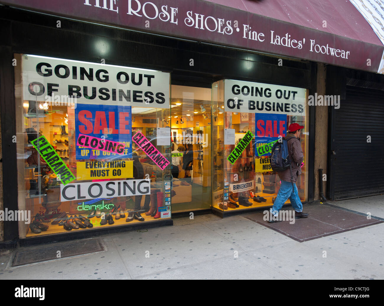 A store in midtown Manhattan in New York announces that it is soon