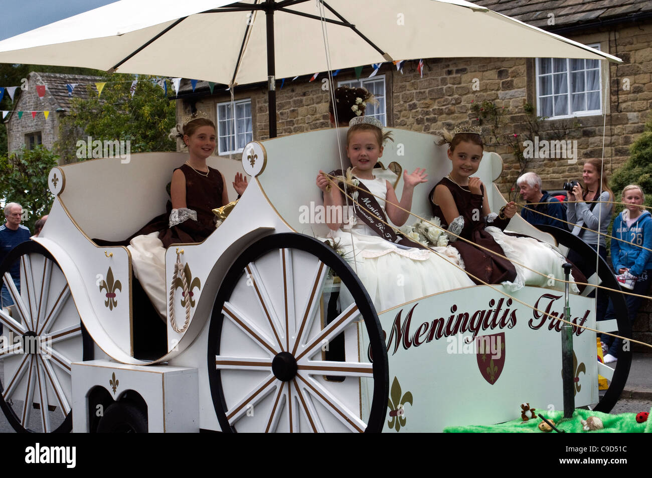 Parade Of Queens In Derbyshire Stock Photo Alamy Parade Of Queens In Derbyshire Stock Photo Alamy