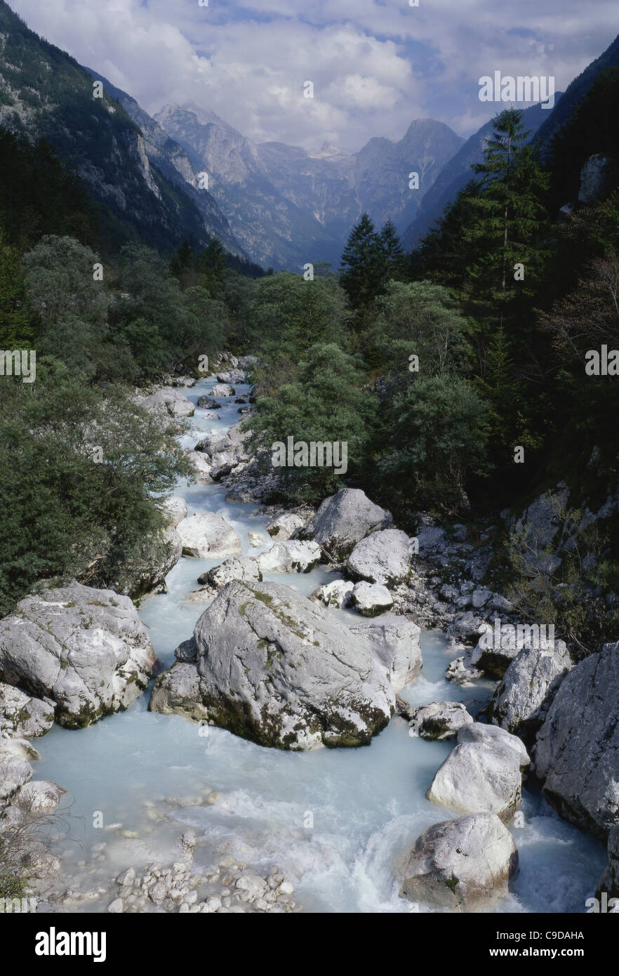 Water flowing down from mountains hi-res stock photography and images ...