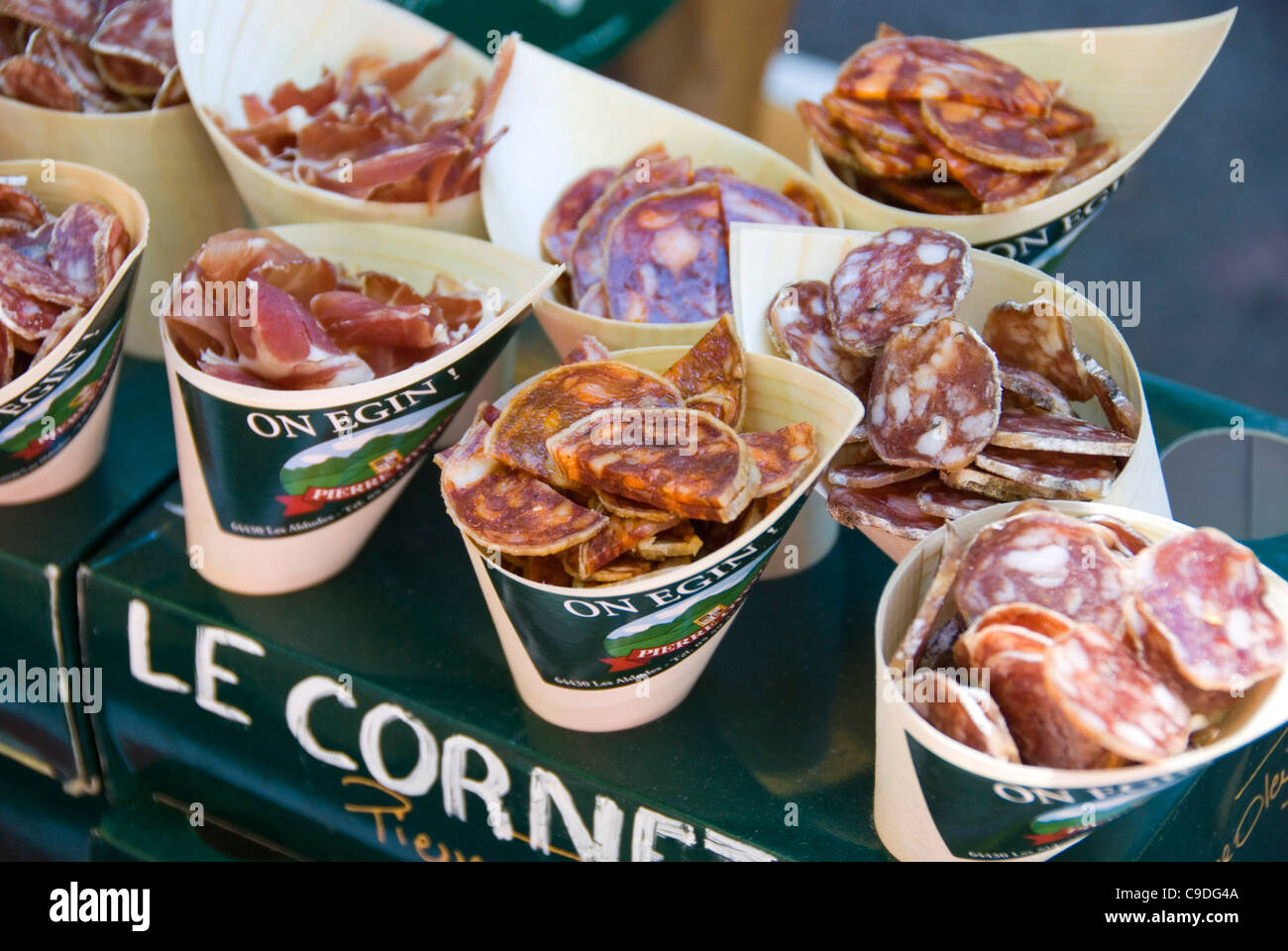 Amboise market hi-res stock photography and images - Alamy