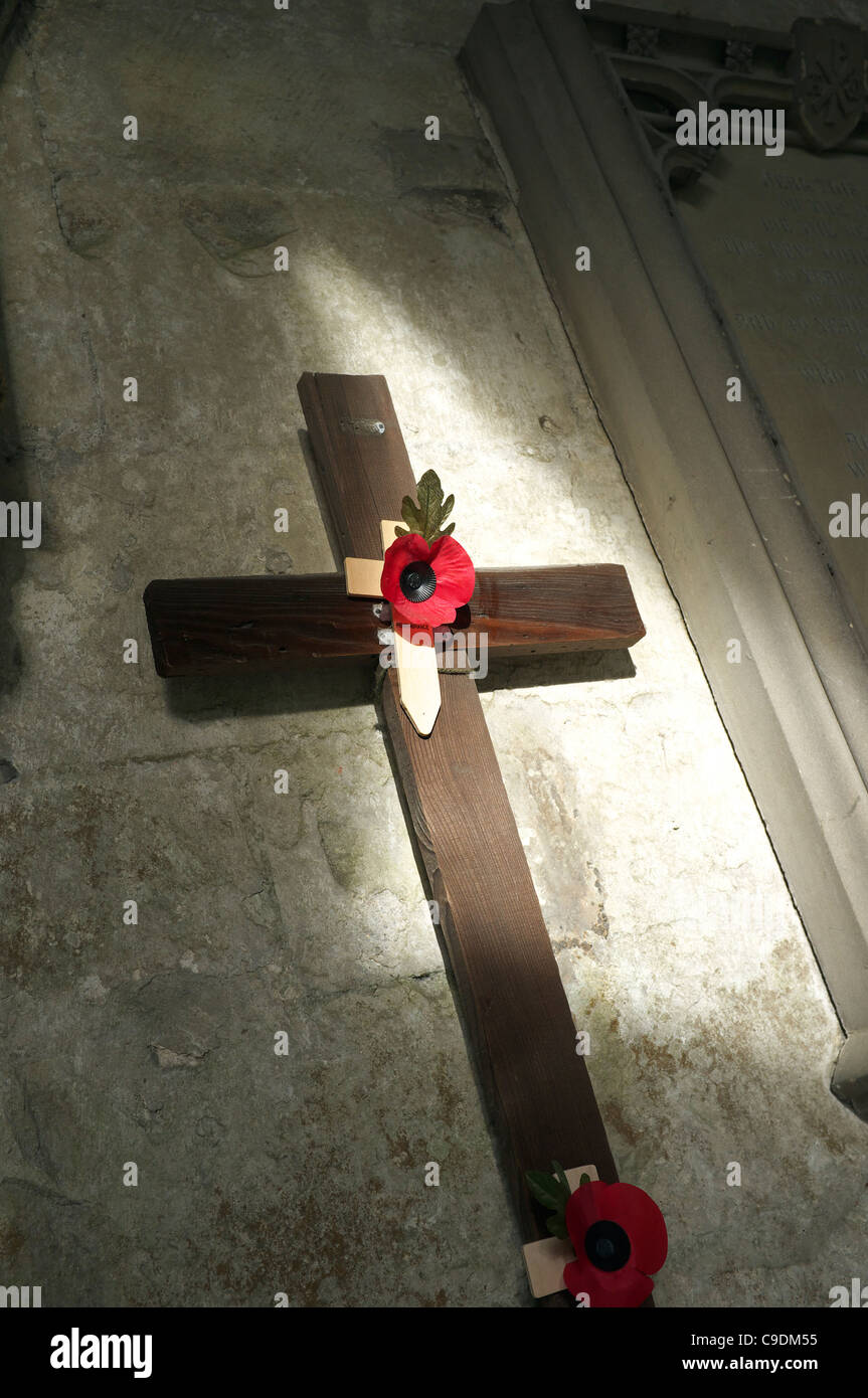 Wooden cross poppy hi-res stock photography and images - Alamy