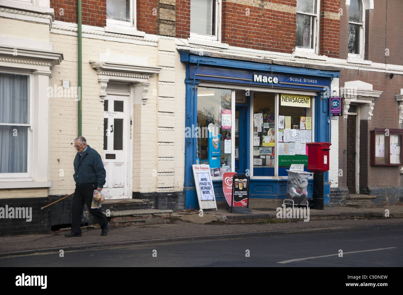 Mace shop hires stock photography and images Alamy