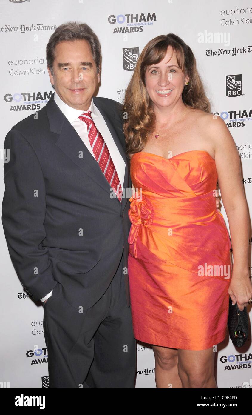 Beau Bridges, Dorothy Dean Bridges at arrivals for IFP'S 21st Annual Gotham Independent Film Awards, Cipriani Restaurant Wall Street, New York, NY November 28, 2011. Photo By: Kristin Callahan/Everett Collection Stock Photo