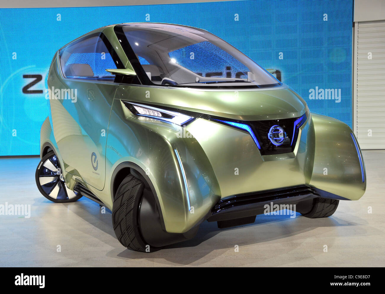Nissan concept electric cars hires stock photography and images Alamy