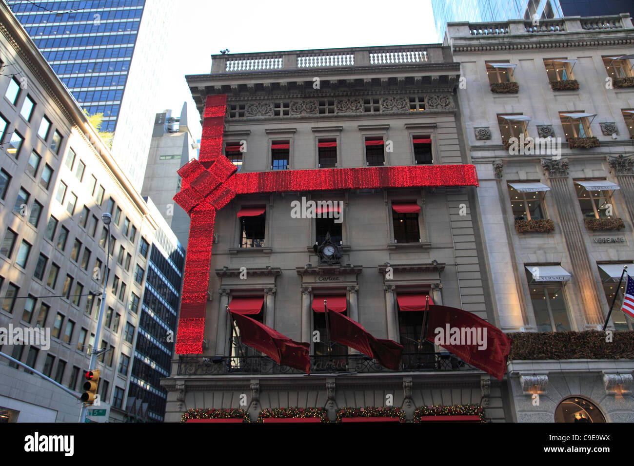Christmas cartier fifth avenue manhattan hi-res stock photography and  images - Alamy