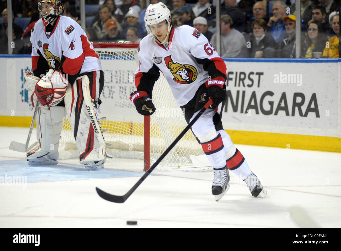 Erik karlsson ottawa senators hi-res stock photography and images - Alamy