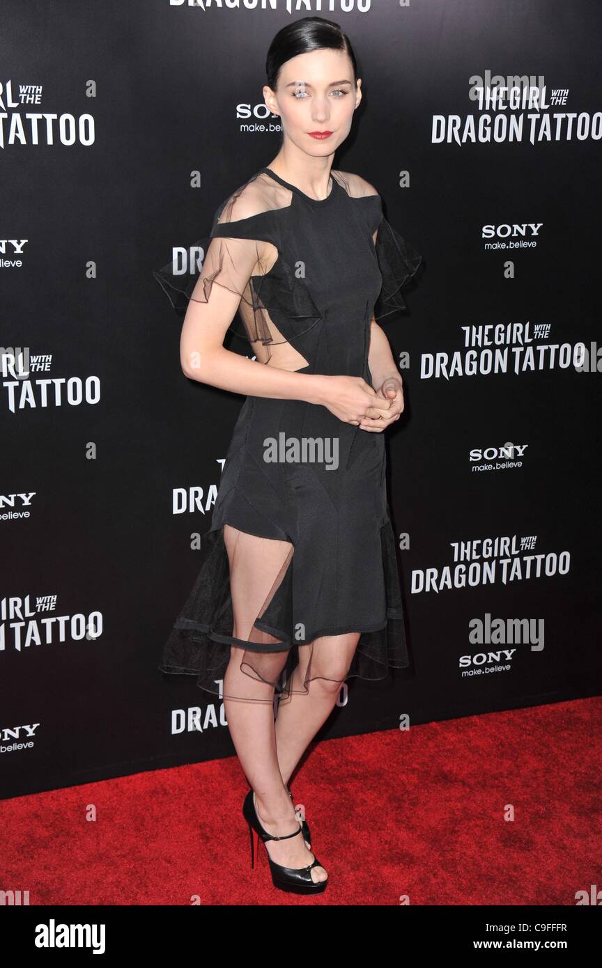Rooney Mara at arrivals for THE GIRL WITH THE DRAGON TATTOO Premiere ...