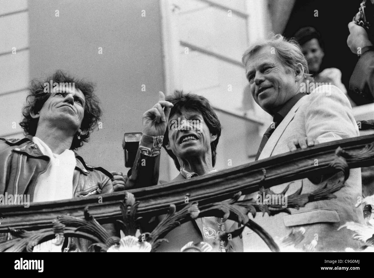 FILE PHOTO:President Vaclav Havel, right, with Mick Jagger, centre, and  Keith Richards on the balcony of Prague Castle as he meets the Rolling  Stones on August 19, 1990, before their first concert