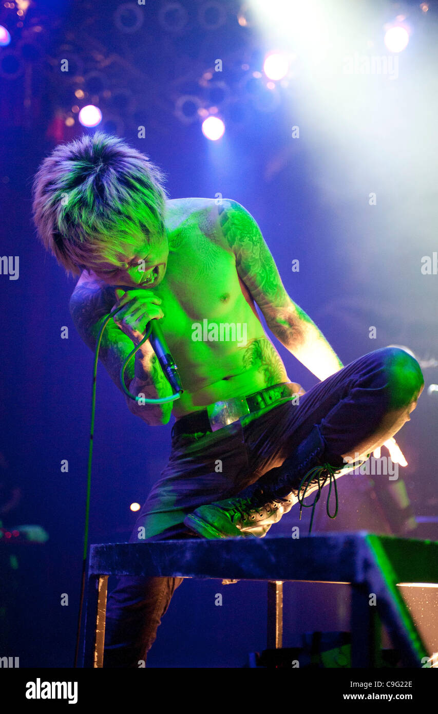 Dir en grey ミュージックステーション ライブ写真 京 Lead singer Kyo of the Japanese metal band Dir En Grey