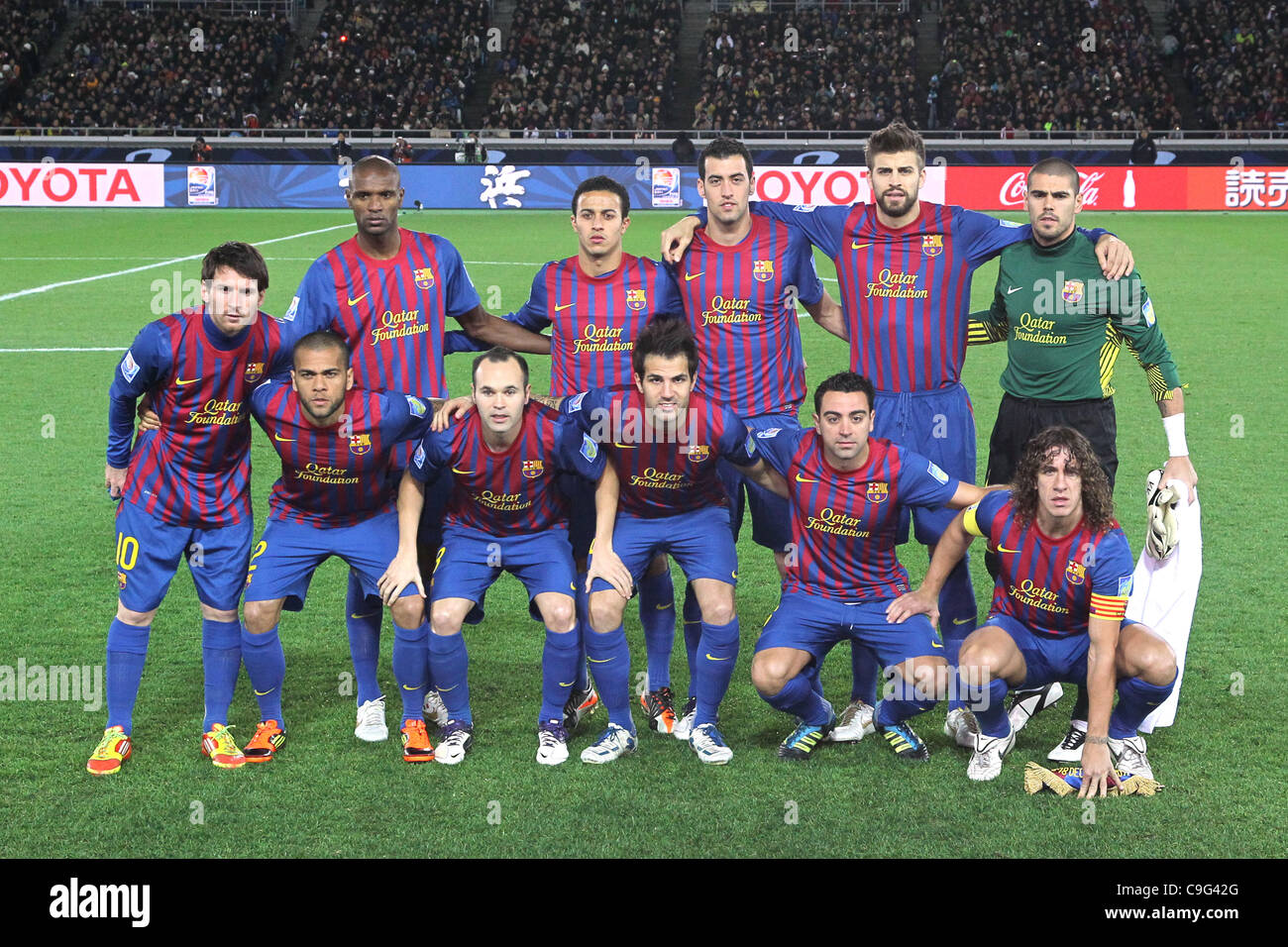 Barcelona team group line-up, DECEMBER 18, 2011 - Football / Soccer : Barcelona team group shot (Top row - L to R) Eric Abidal, Thiago Alcantara, Sergio Busquets, Gerard Pique, Victor Valdes, (Bottom row - L to R) Lionel Messi, Daniel Alves, Andreas Iniesta, Cesc Fabregas, Xavi and Carles Puyol befo Stock Photo