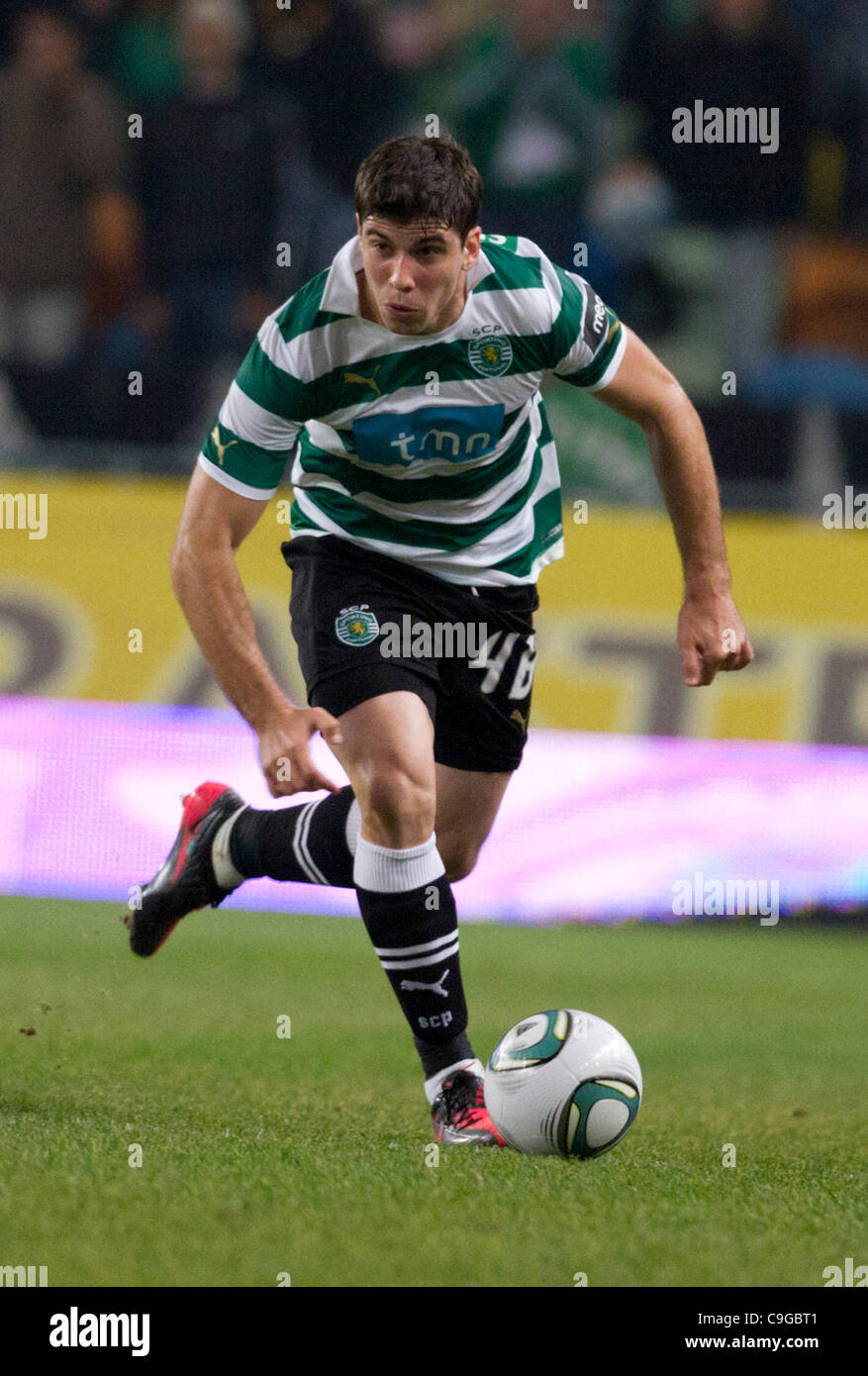 22.12.2011. Lisbon, Portugal.  Portuguese Cup Quarter final - Sporting CP versus SC Maritimo (SCM) Insua Sporting Clube Portugal Defender moves forward with the ball Stock Photo