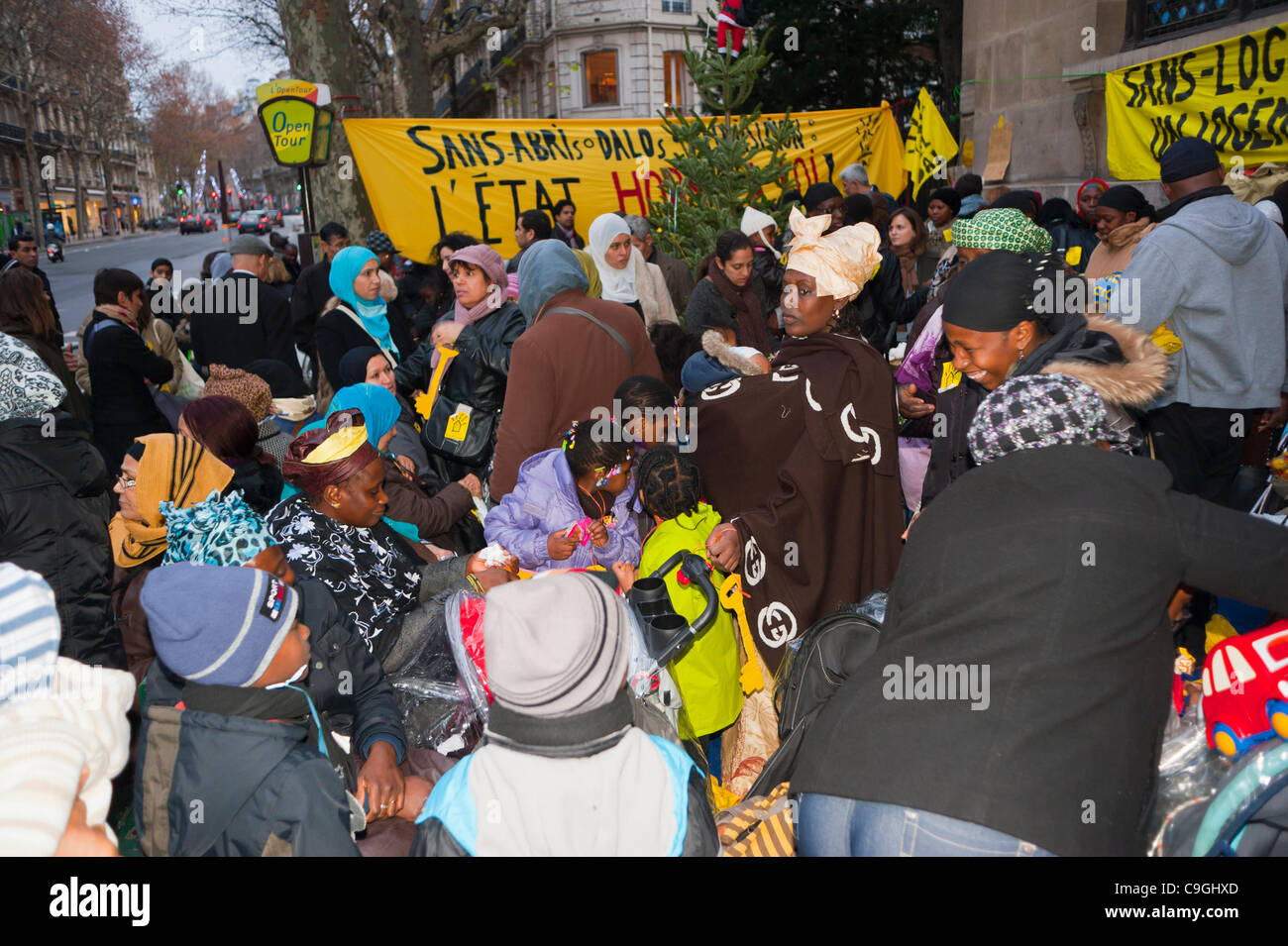 Paris, France, Crowd of Demonstrators at Homeless Crisis Protests, Outside Government Housing