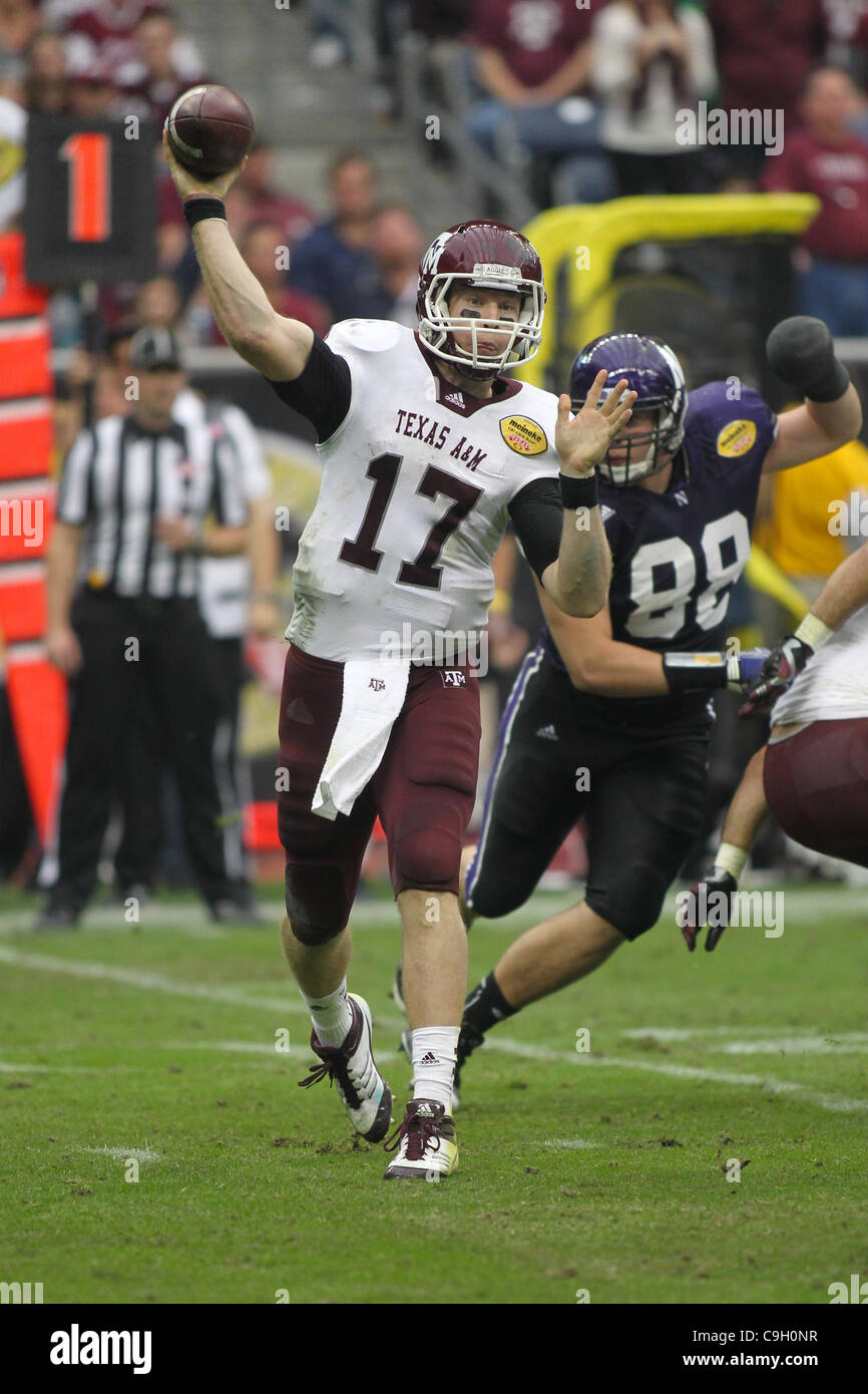 Dec. 31, 2011 - Houston, Texas, U.S - Texas A&M QB Ryan Tannehill (17 ...
