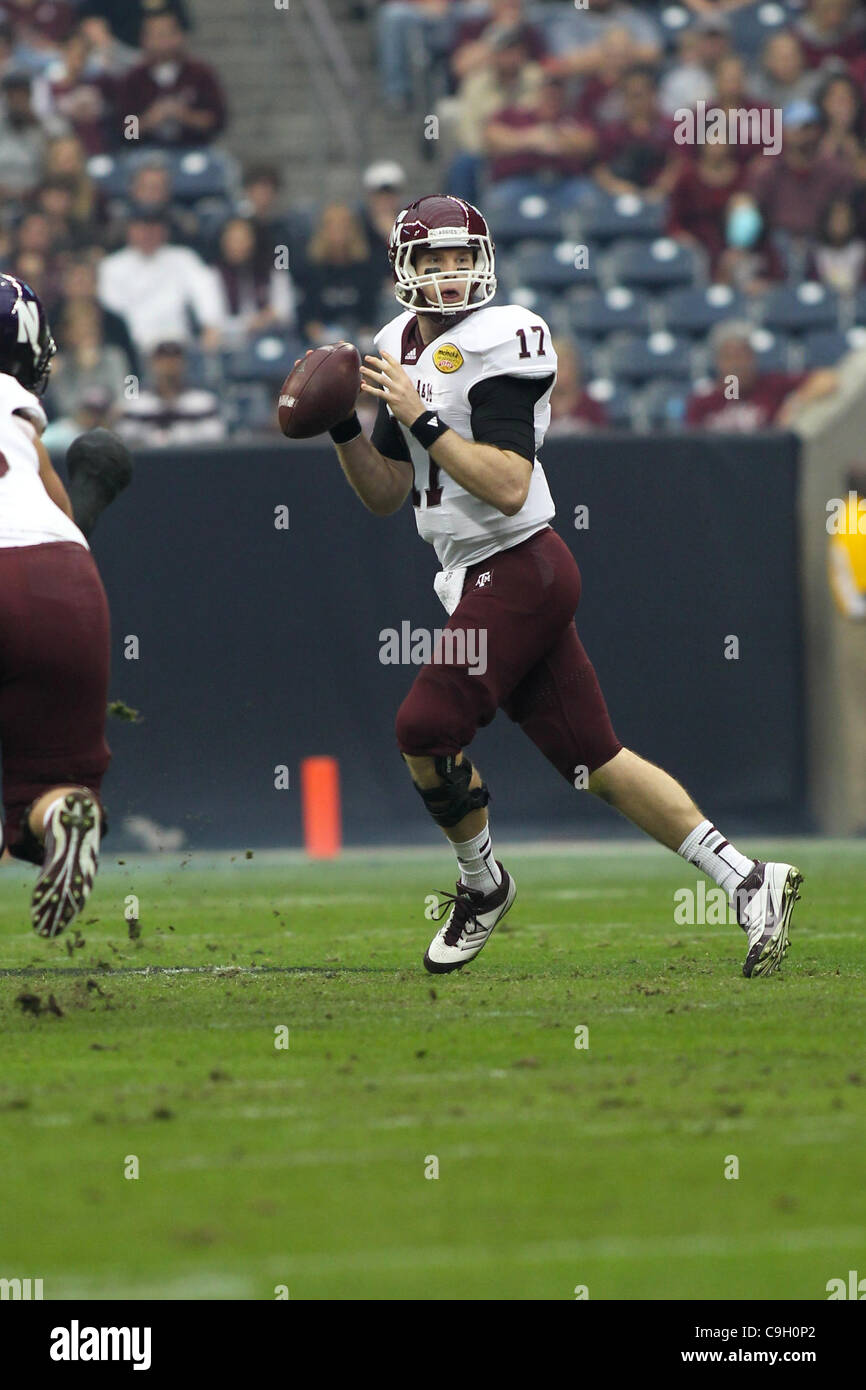 Dec. 31, 2011 - Houston, Texas, U.S - Texas A&M QB Ryan Tannehill (17 ...