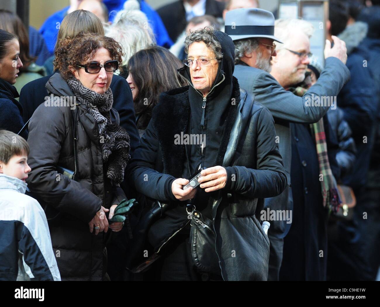 Jan. 5, 2012 - Manhattan, New York, U.S. - Musician LOU REED takes ...