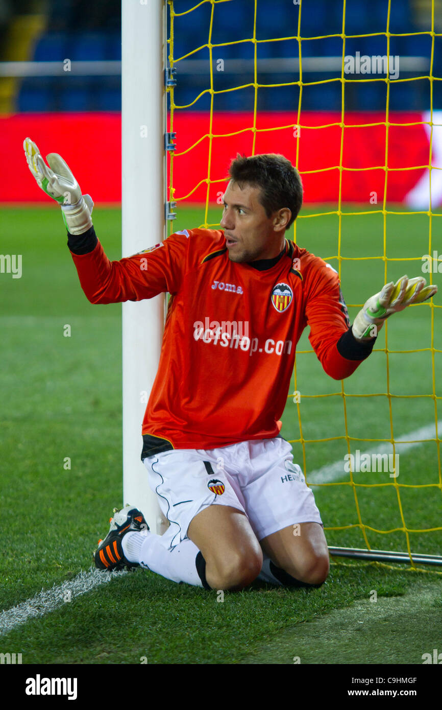 Valencia cf goalkeeper diego alves hires stock photography and images